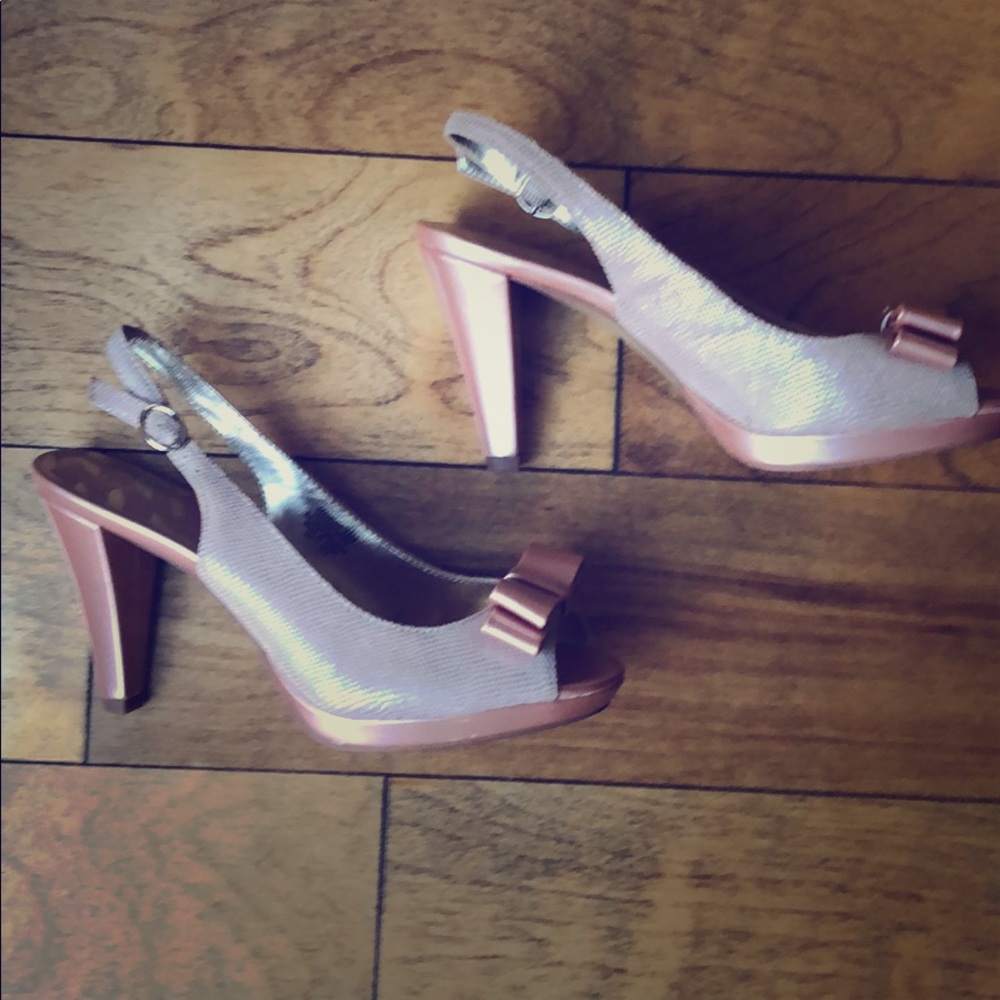 NWOB Anne Klein bowed sling backs size 7.5